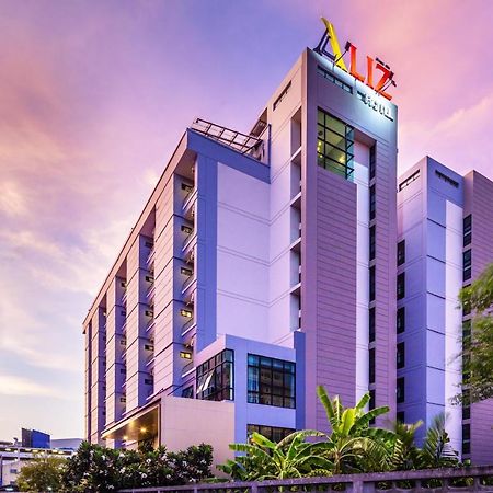Aliz Hotel Nonthaburi Dış mekan fotoğraf